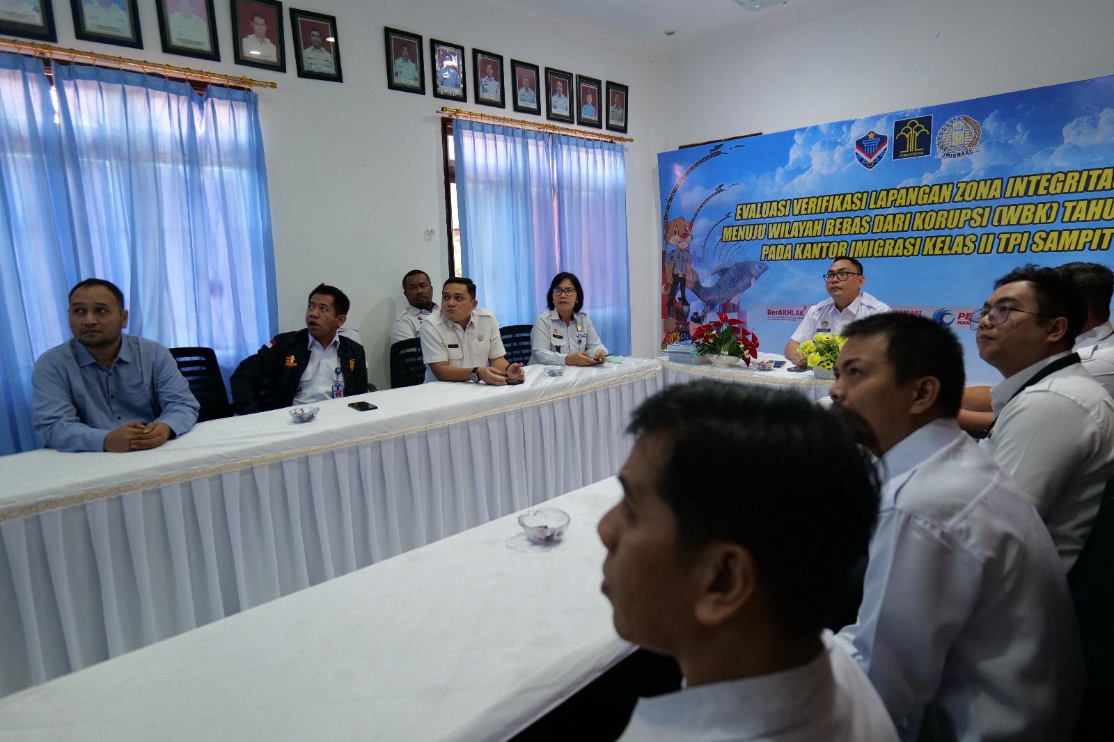 Imigrasi Sampit Ikuti Perubahan Pelaksanaan Surat Percepatan Perluasan Data Responden SPI KPK Secara Virtual