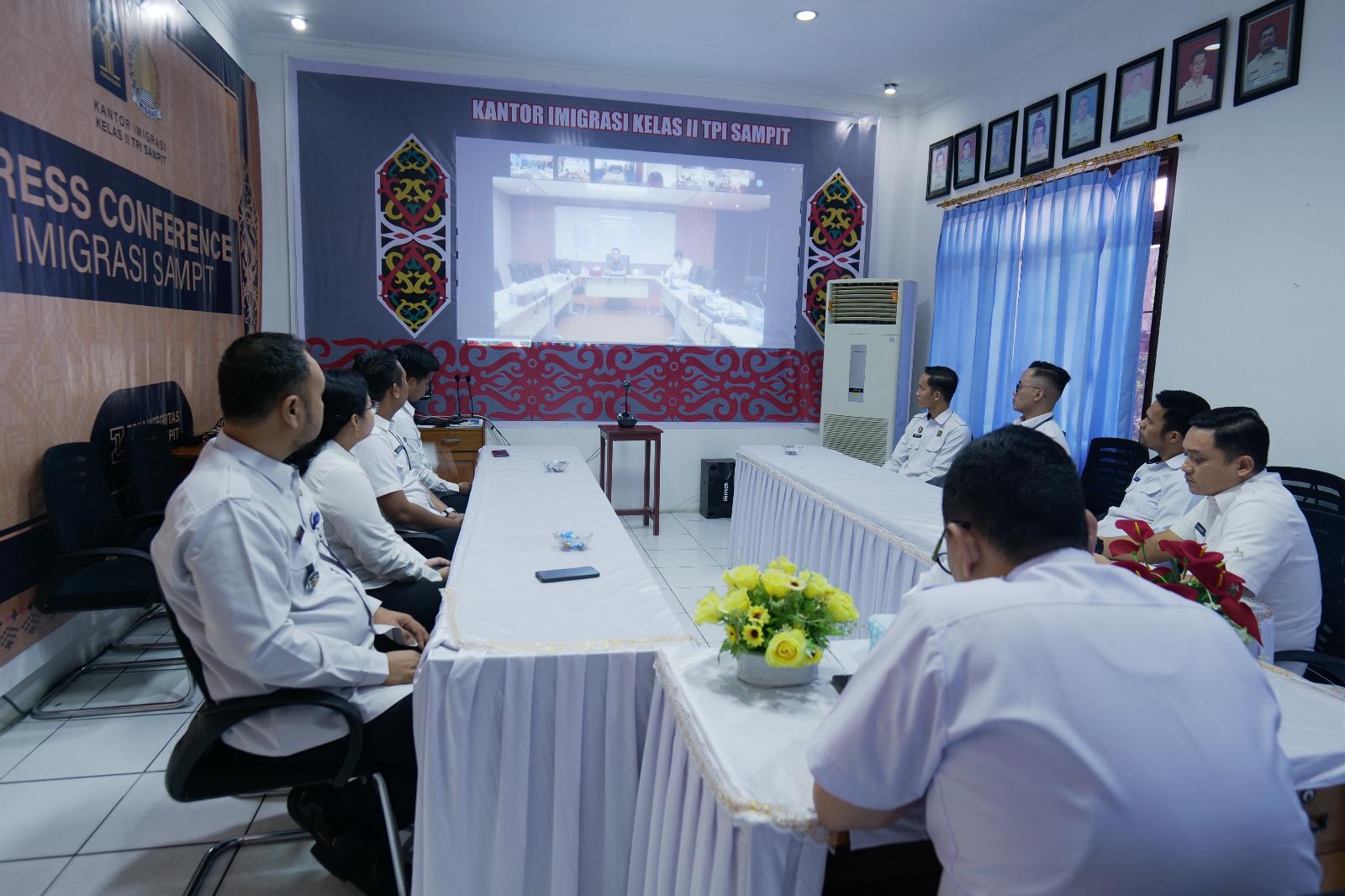 Imigrasi Sampit Hadiri Penguatan Fungsi Intelijen Keimigrasian Secara Virtual