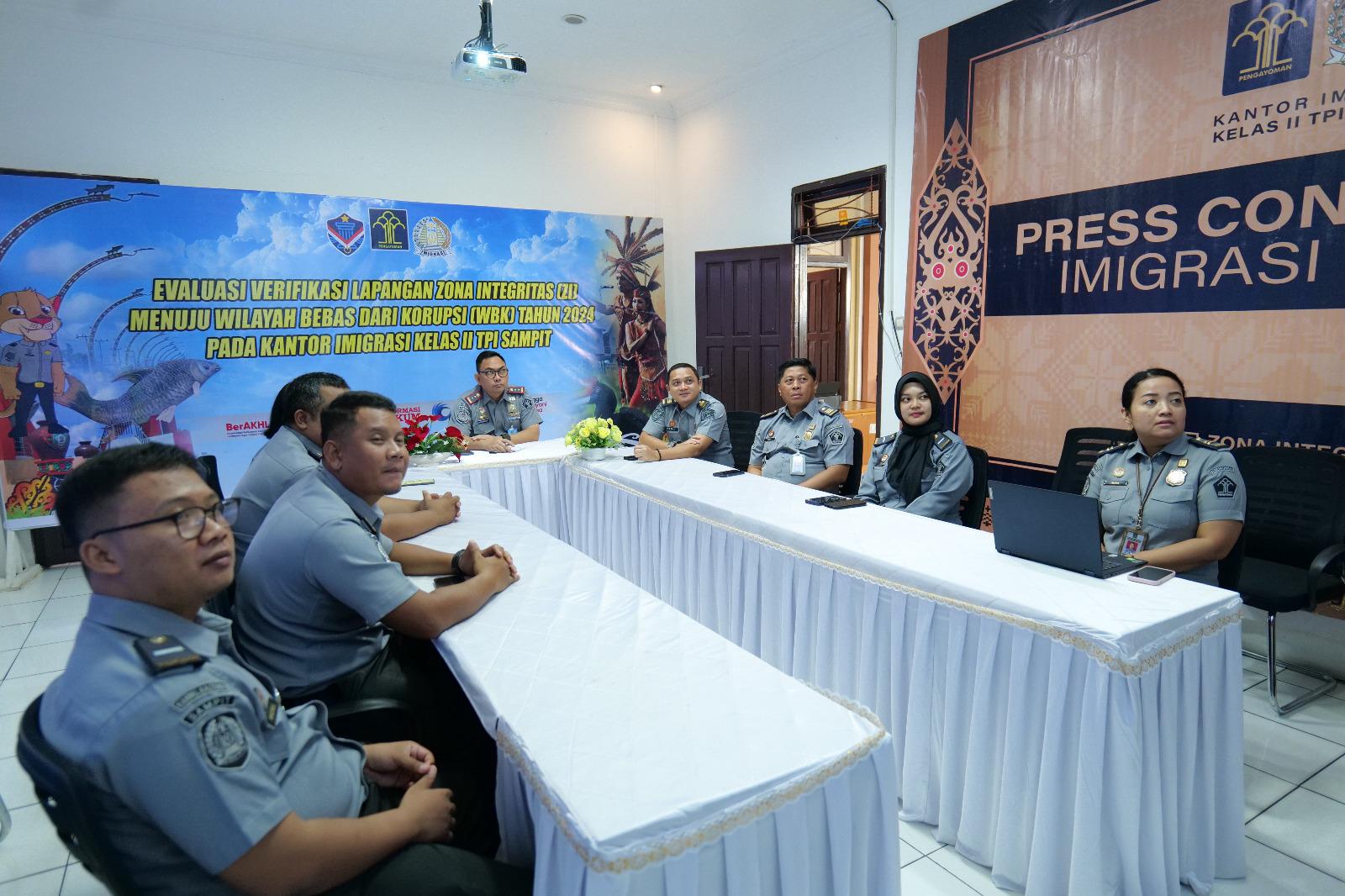 Kantor Imigrasi Sampit Ikuti Rakor Virtual Humas Kemenkumham Bidang Imigrasi dan Pemasyarakatan