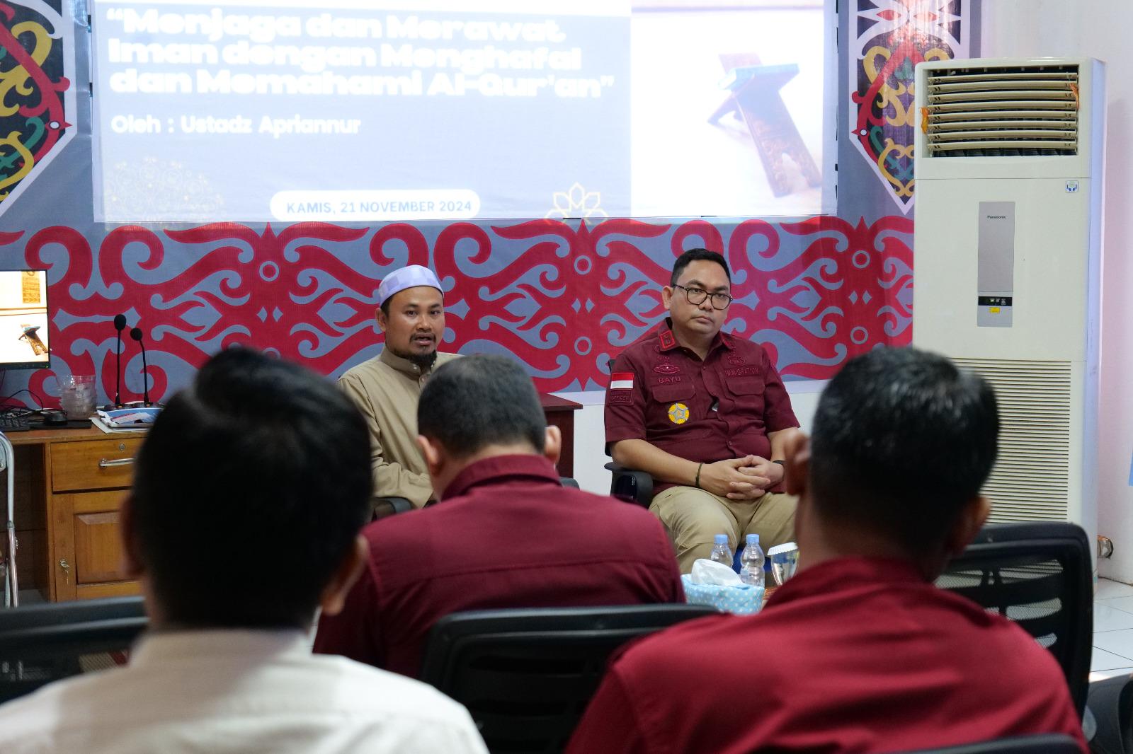  Kantor Imigrasi Sampit Gelar Bimbingan Rohani untuk Meningkatkan Semangat dan Kebersamaan