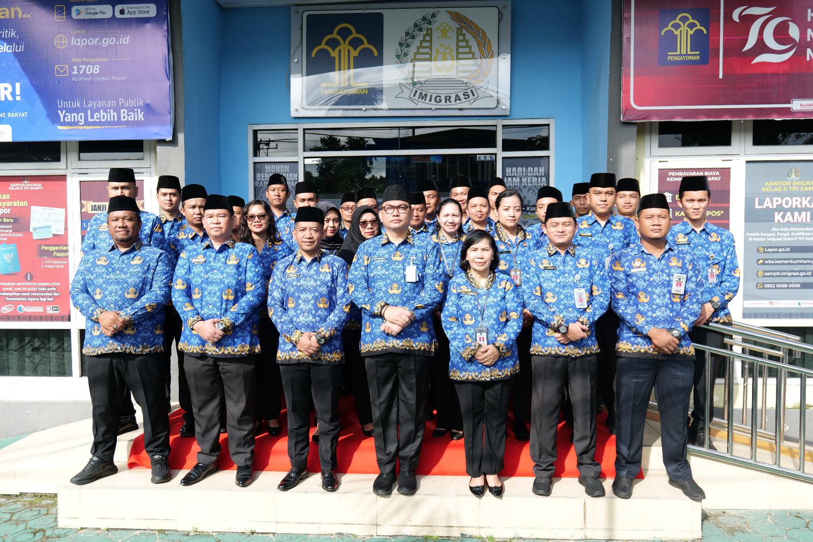 Kantor Imigrasi Sampit Gelar Upacara Peringatan HUT ke-53 Korpri "Korpri untuk Indonesia"