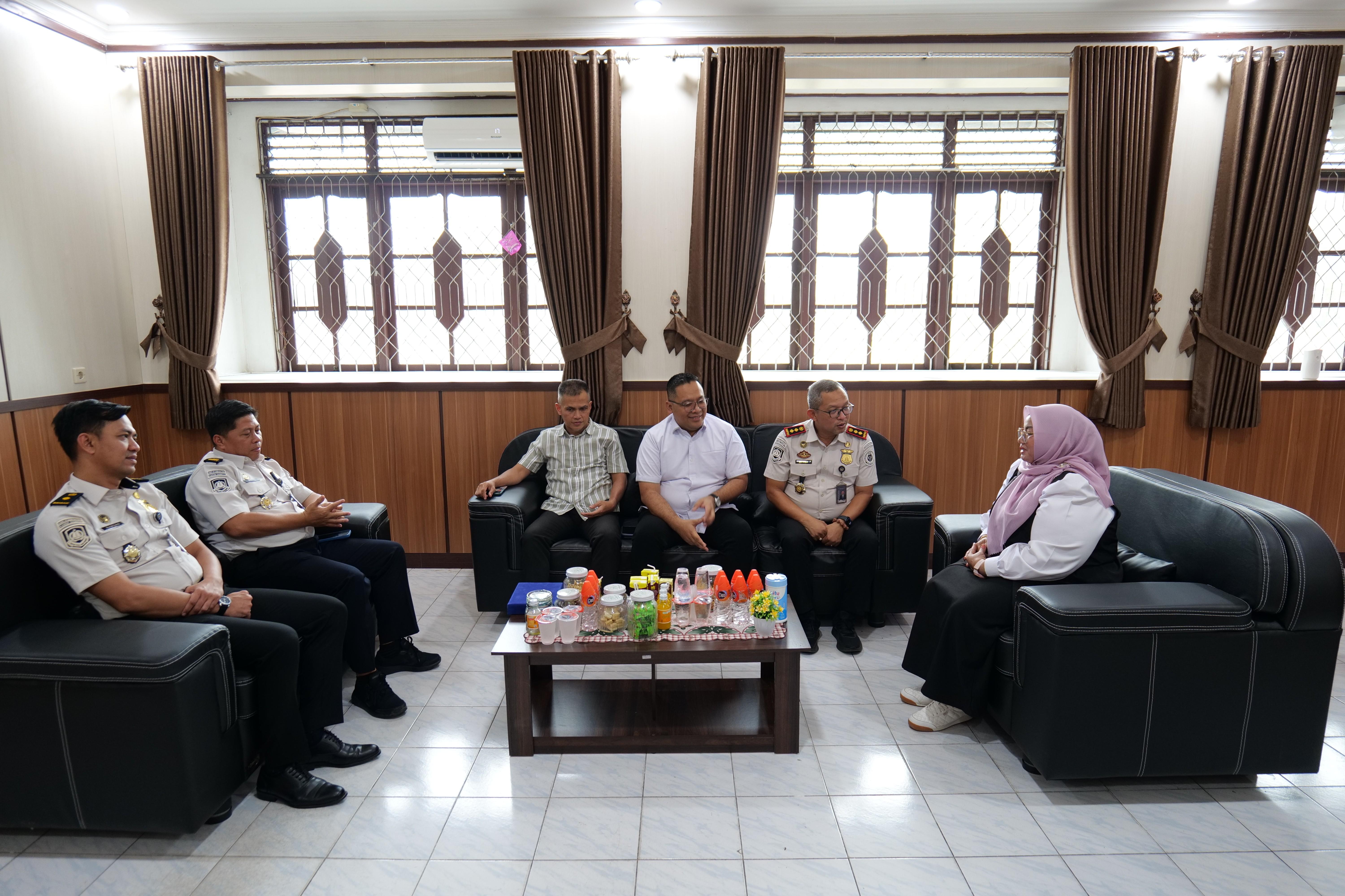 bupat2.JPG